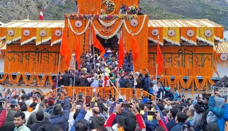 चारधाम यात्रा में उमड़ा सैलाब, VIP दर्शन पर 31 मई तक रोक, केवल इन्हें मिलेगी अनुमति