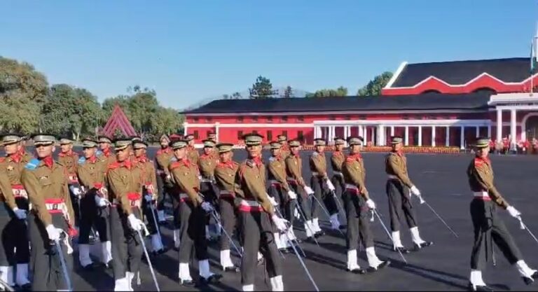 नेपाल के सेना प्रमुख ने ली पासिंग आउट परेड की सलामी, देश को मिले 456 जाबांज अफसर