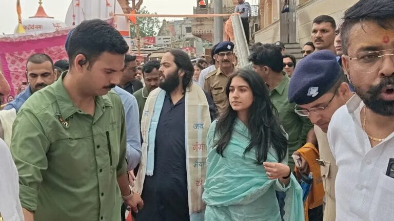 हरिद्वार: पत्नी राधिका मर्चेंट के साथ हर की पौड़ी पहुंचे अनंत अंबानी, मां गंगा का लिया आशीर्वाद