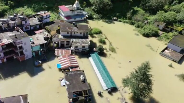 उत्तरकाशी के यमुना नदी में झील बनने से स्यानाचट्टी का कस्बा जलमग्न, ड्रोन शॉट से देखिए ताजा हालात