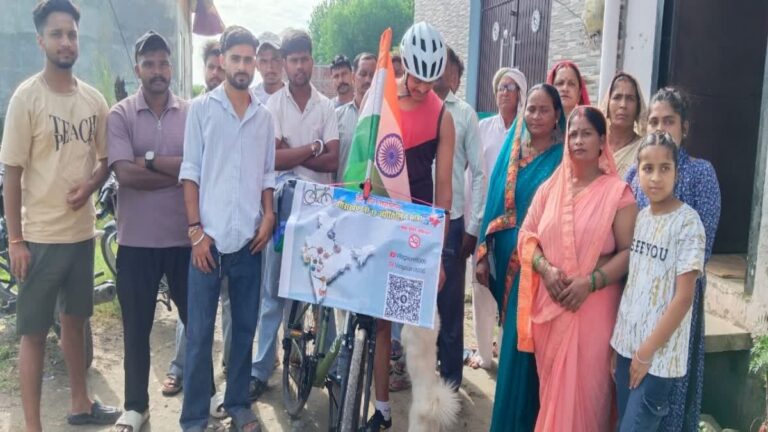 साइकिल से 12 ज्योतिर्लिंग की यात्रा पर निकला उत्तराखंड का युवा, नशे के खिलाफ जागरूकता अभियान