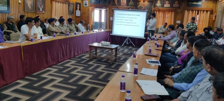 मसूरी में जल्द बनेगा रोपवे का नेटवर्क, यूकेएमआरसी ने स्टेकहोल्डर्स संग की बैठक